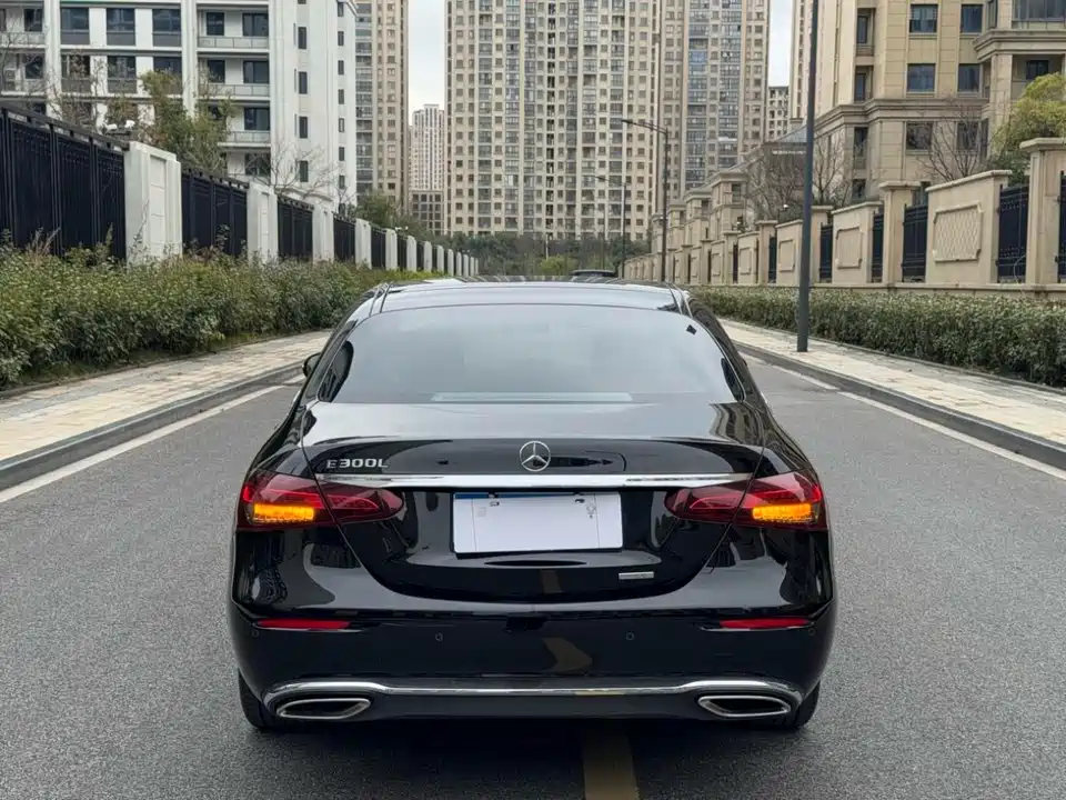 Mercedes-Benz E-class Mercedes-Benz E-class