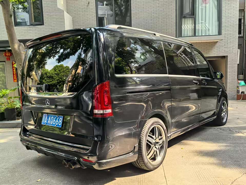 Mercedes-Benz V-class Mercedes-Benz V-class