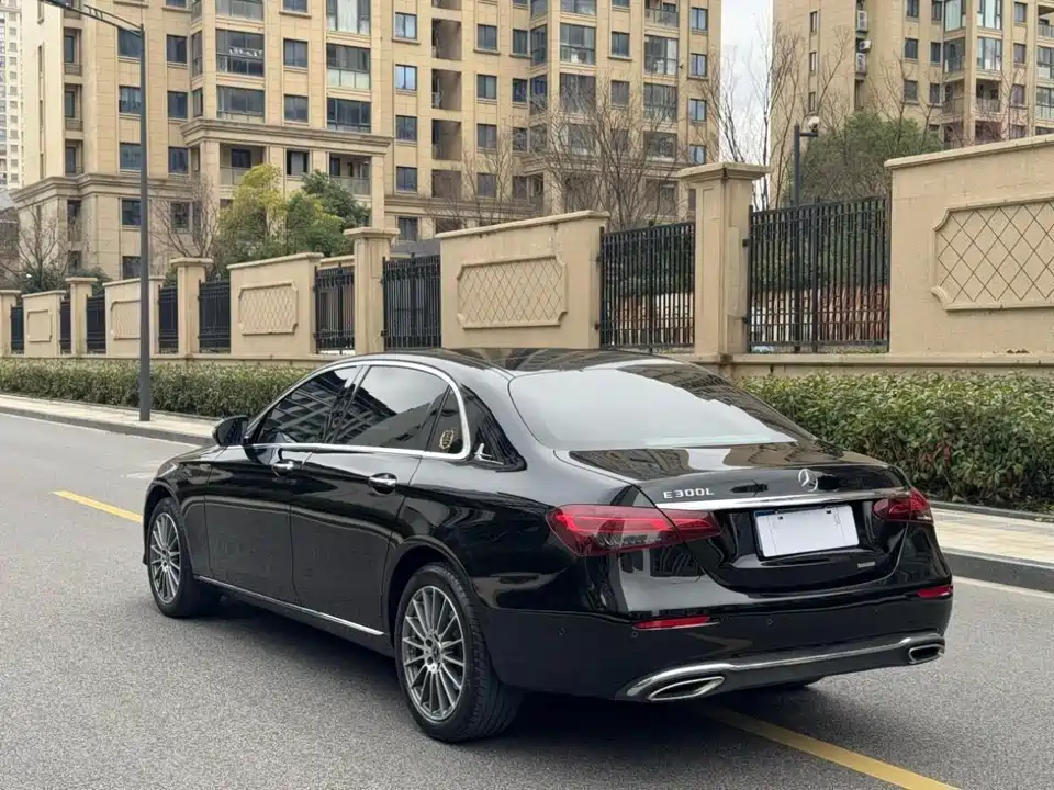 Mercedes-Benz E-class Mercedes-Benz E-class