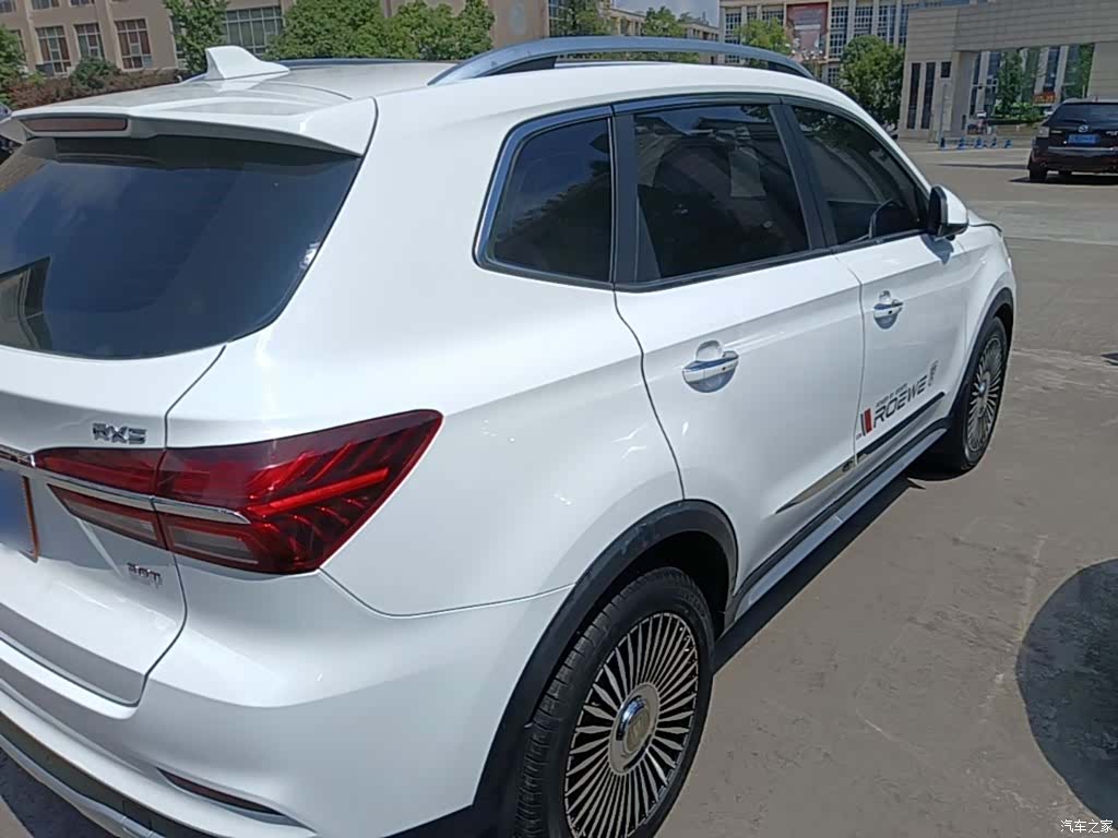 Roewe RX5, 2019 7