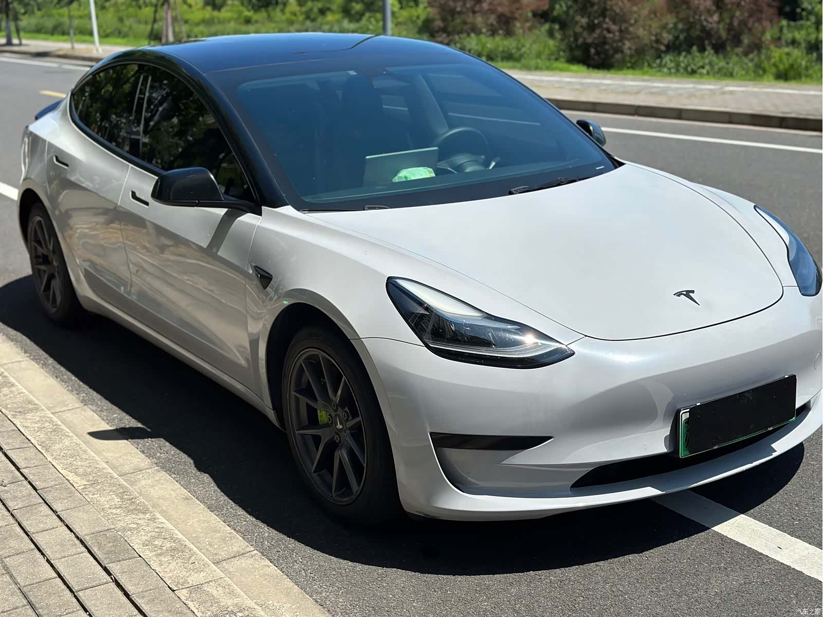 Tesla Model 3, 2021 15