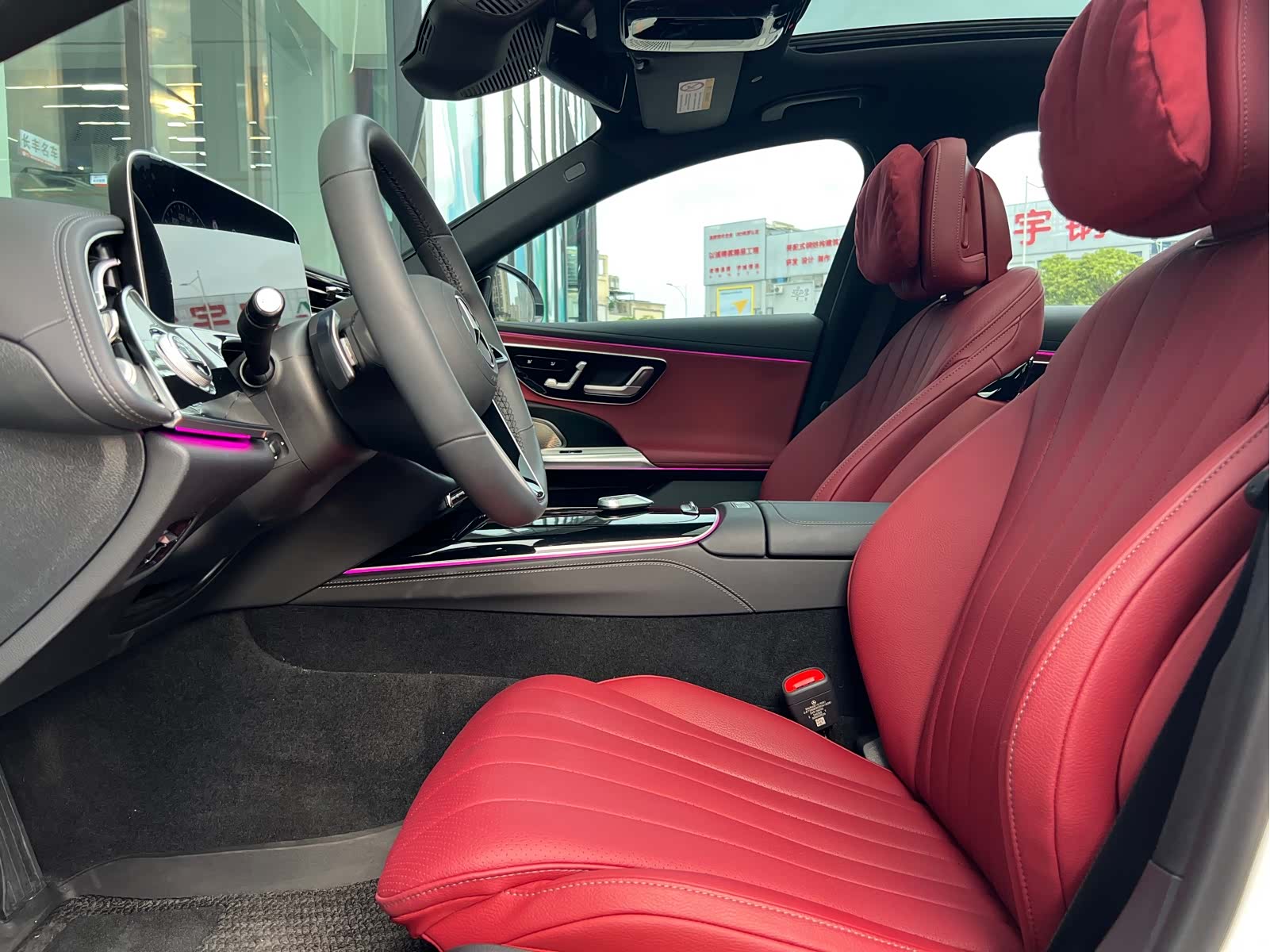 Mercedes-Benz E-Class, 2025 15