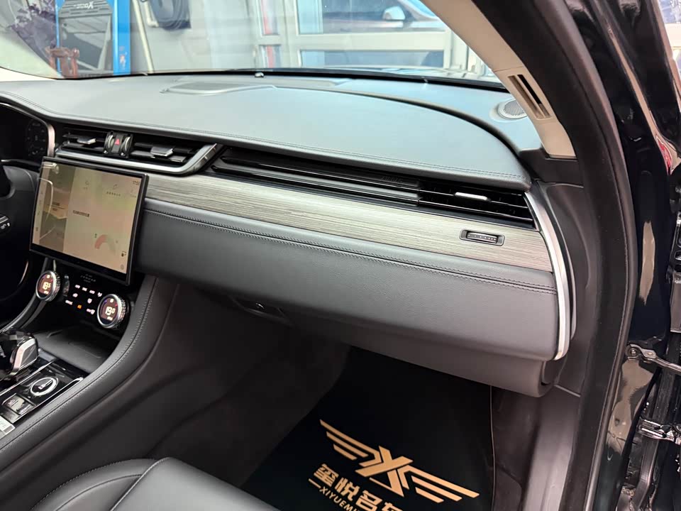 Jaguar XFL Jaguar XFL