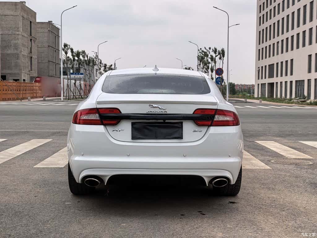 Jaguar XF, 2014 9