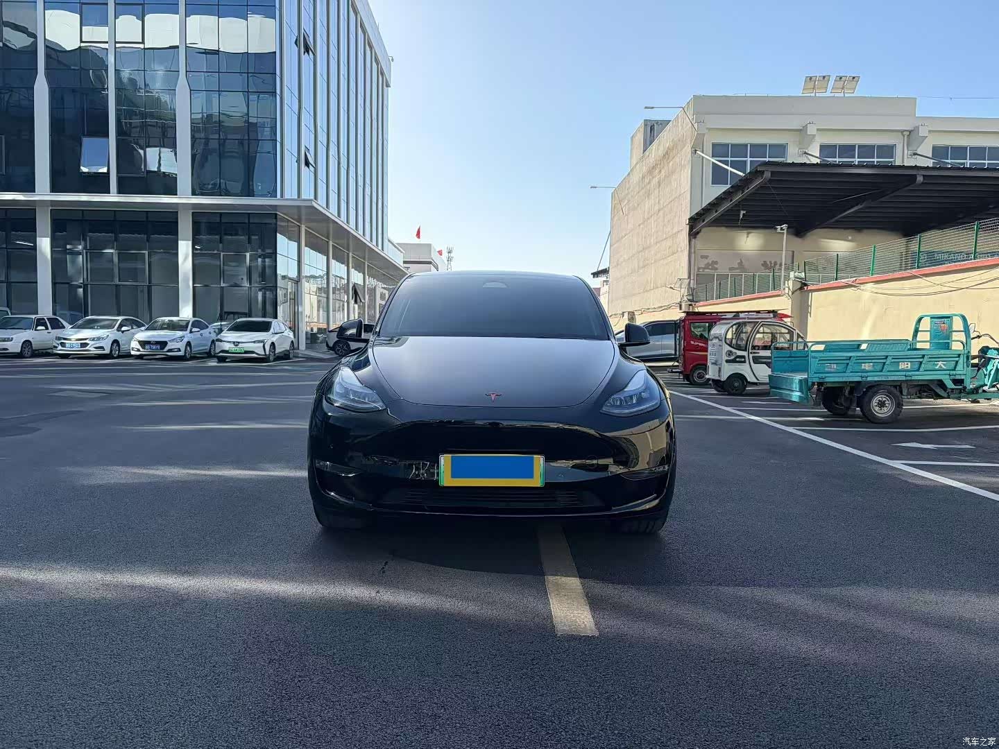 Tesla Model Y, 2023 2