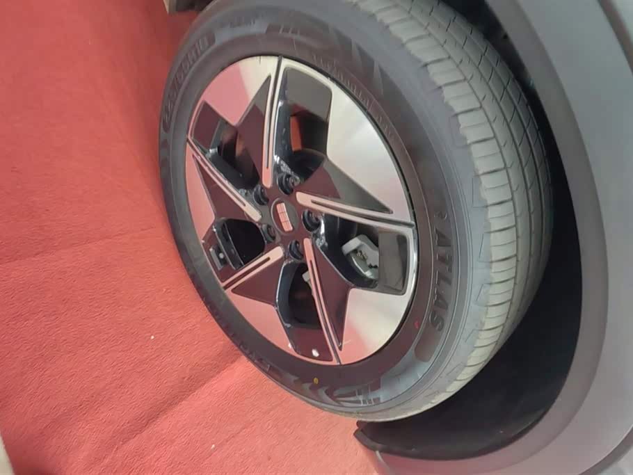 Geely Galaxy Galaxy E5