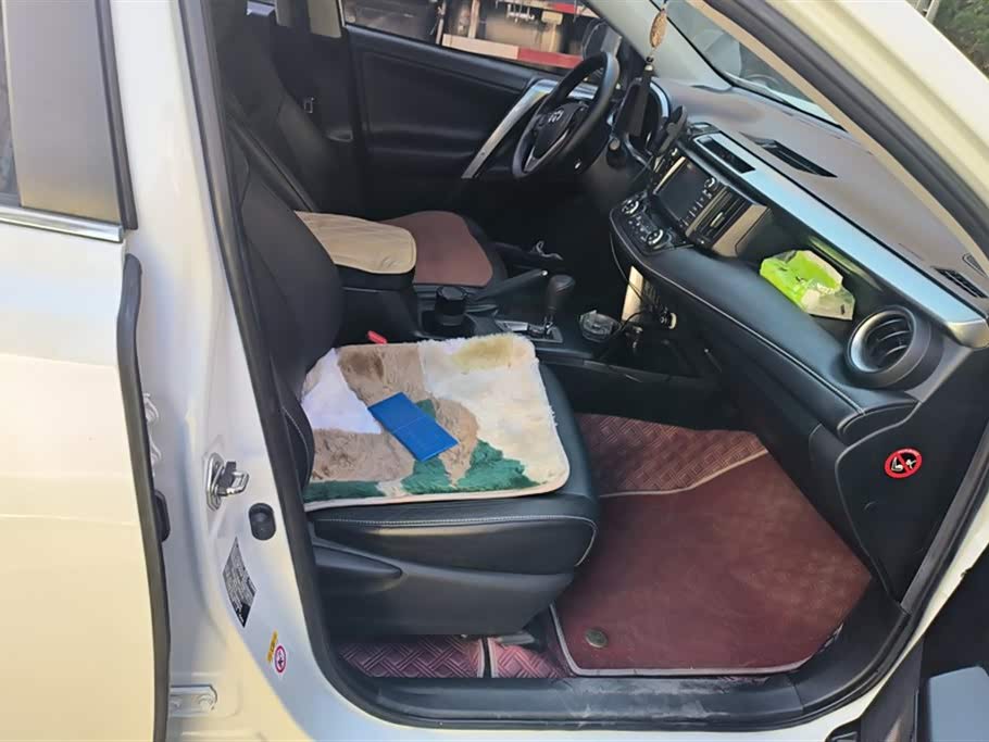 Toyota RAV4 Rongfang