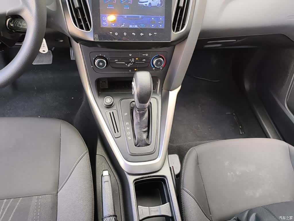 Ford Focus, 2017 14