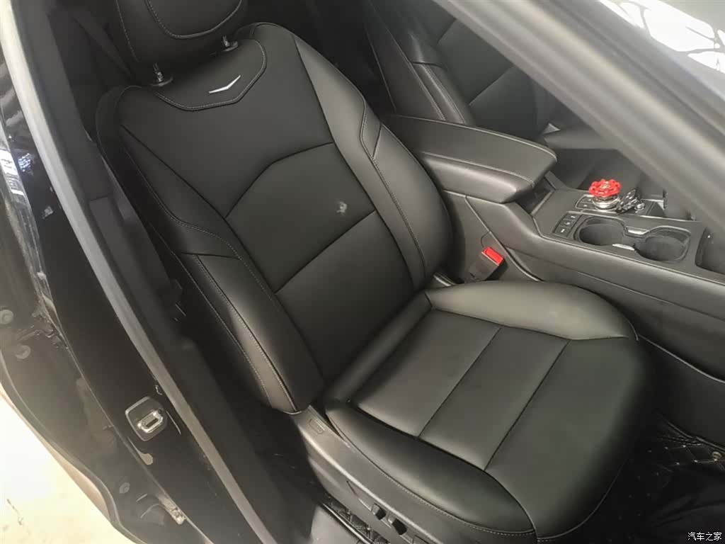 Cadillac XT4, 2021 25