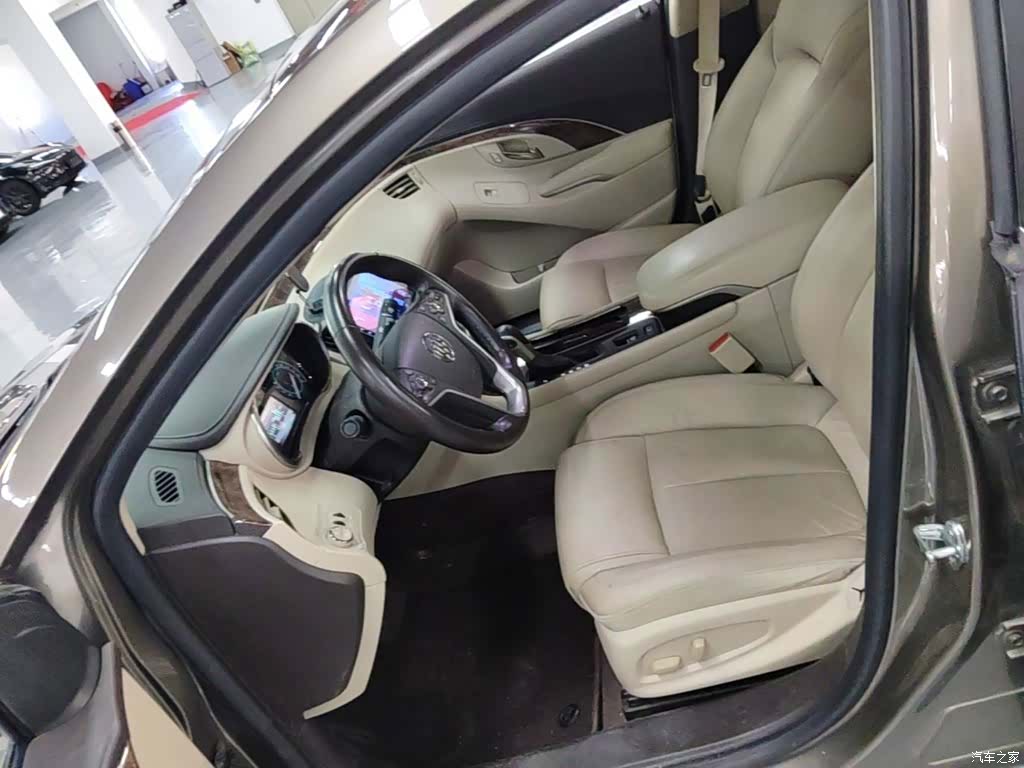 Buick LaCrosse, 2016 15