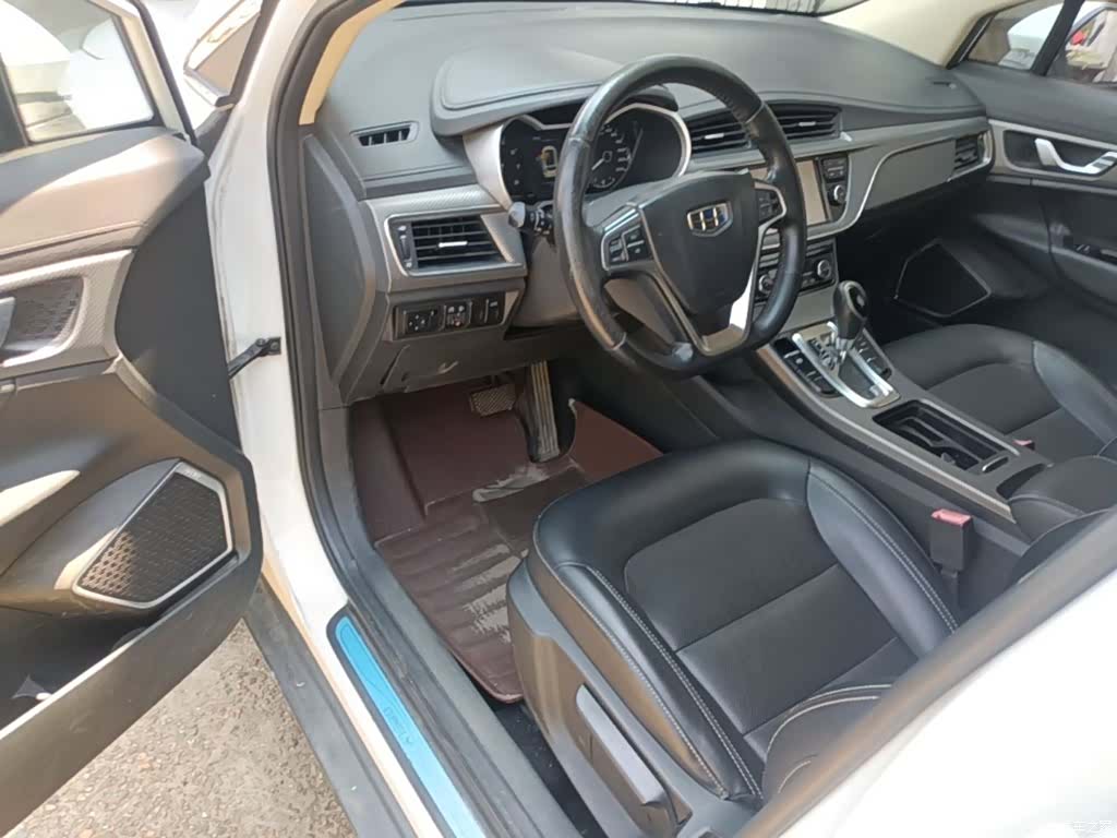 Geely Emgrand, 2017 16