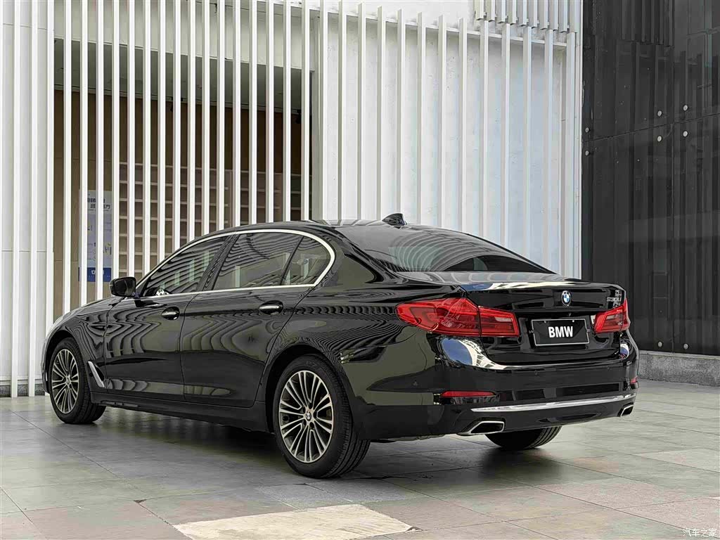 BMW 5 Series, 2018 13