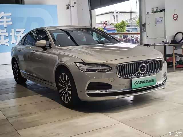Volvo S90, 2023 3