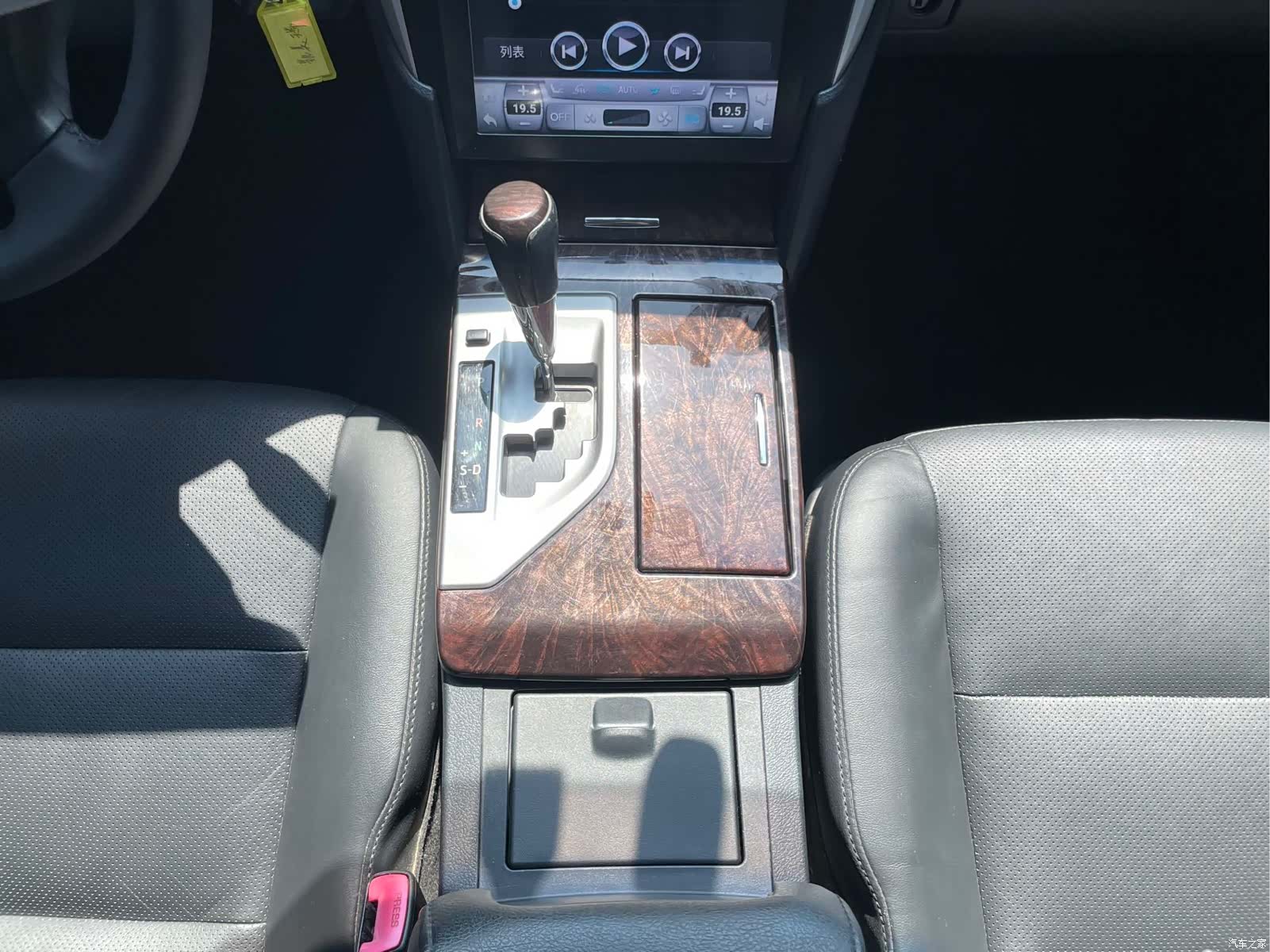 Toyota Camry, 2016 19