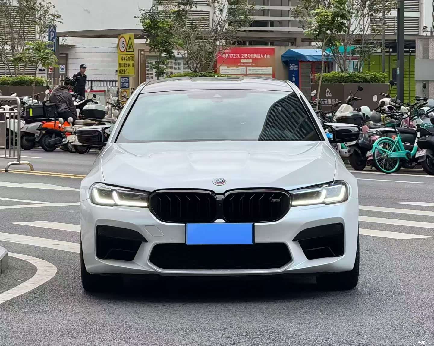 BMW M5, 2023 2