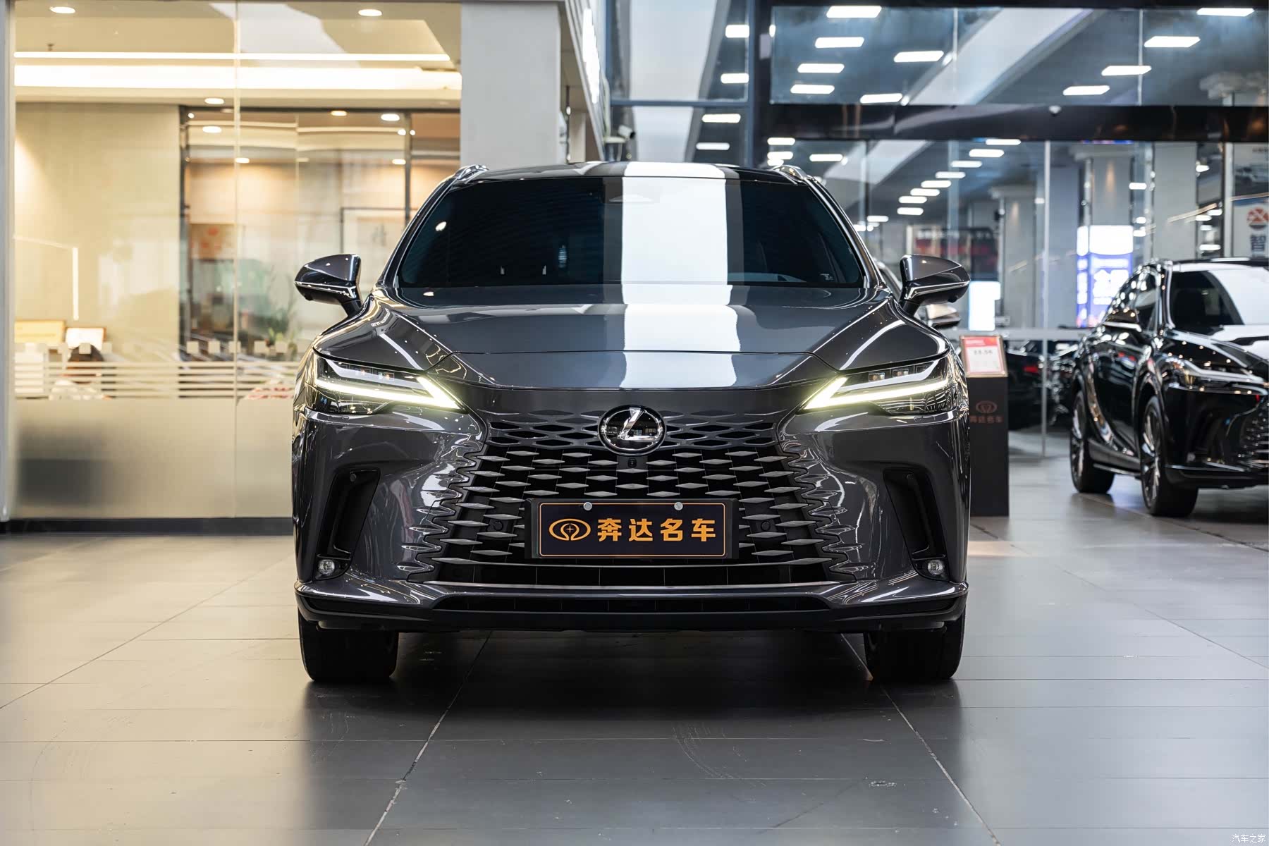 Lexus RX, 2023 2