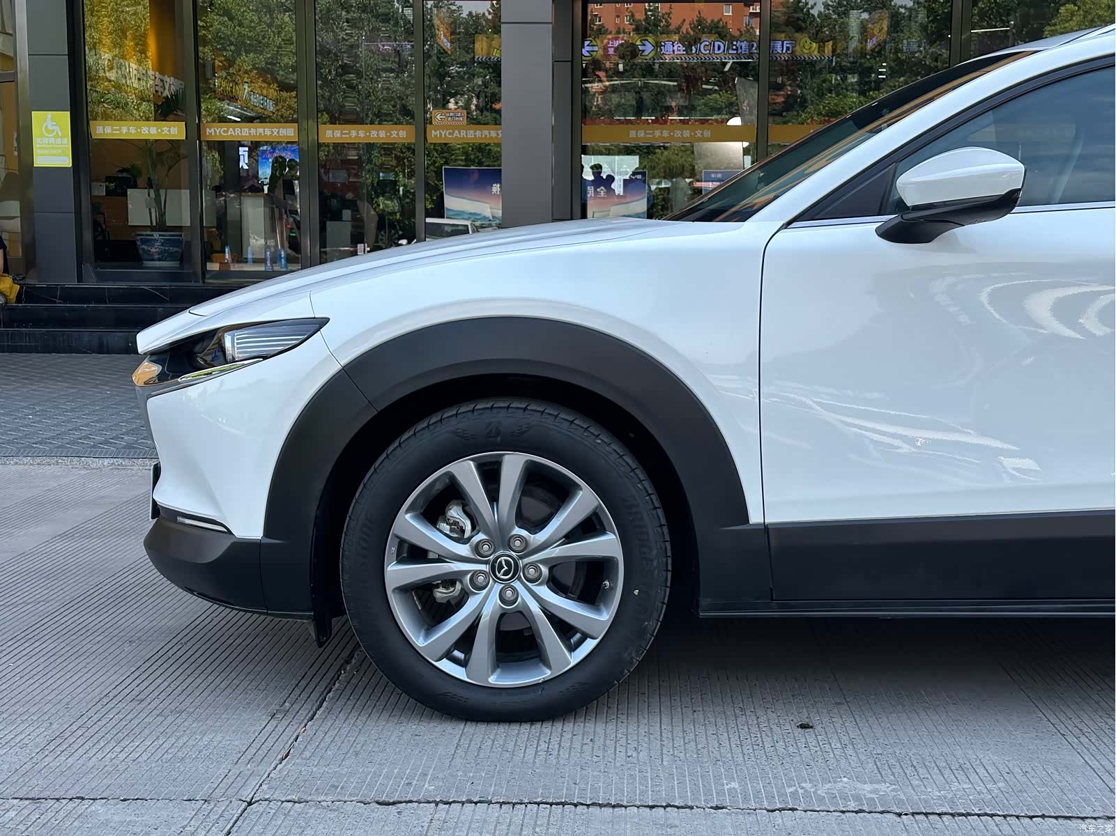 Mazda CX-30, 2021 все фото