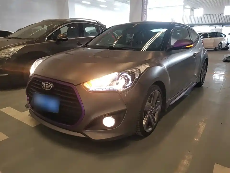 Hyundai Veloster
