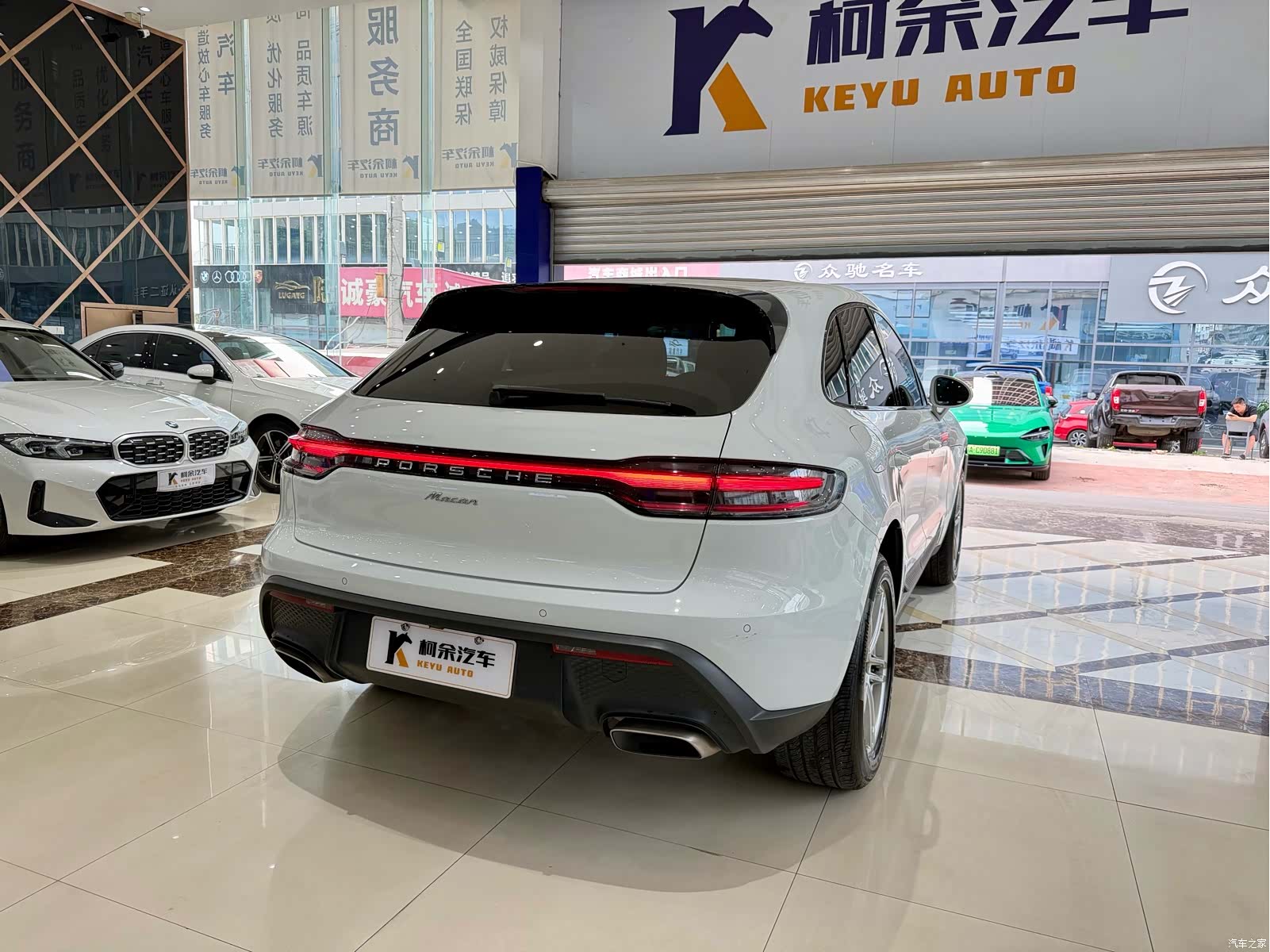 Porsche Macan, 2024 14