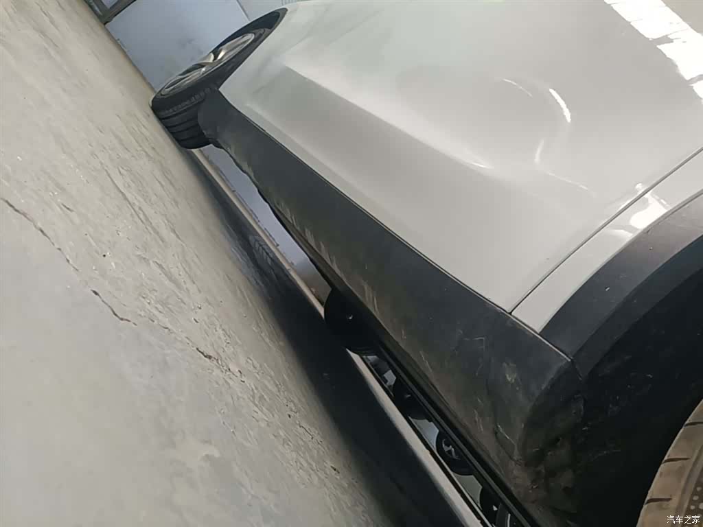 Tesla Model Y, 2023 21