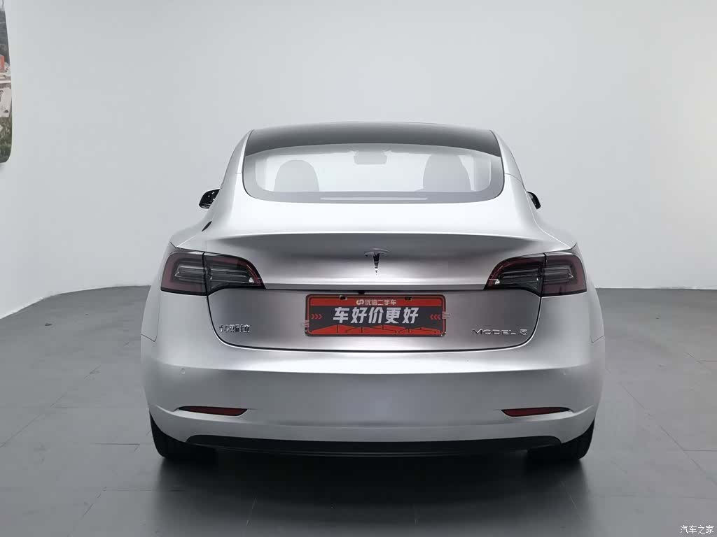 Tesla Model 3, 2022 4