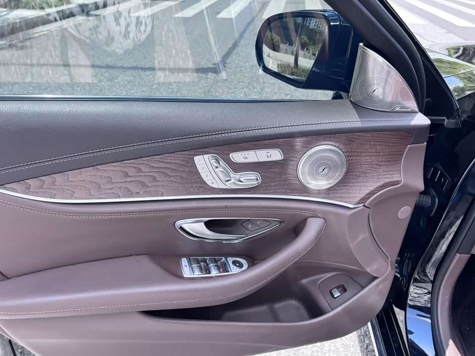 Mercedes-Benz E-class Mercedes-Benz E-class