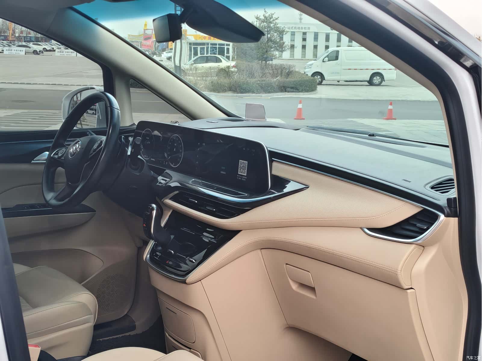 Buick GL8, 2022 9