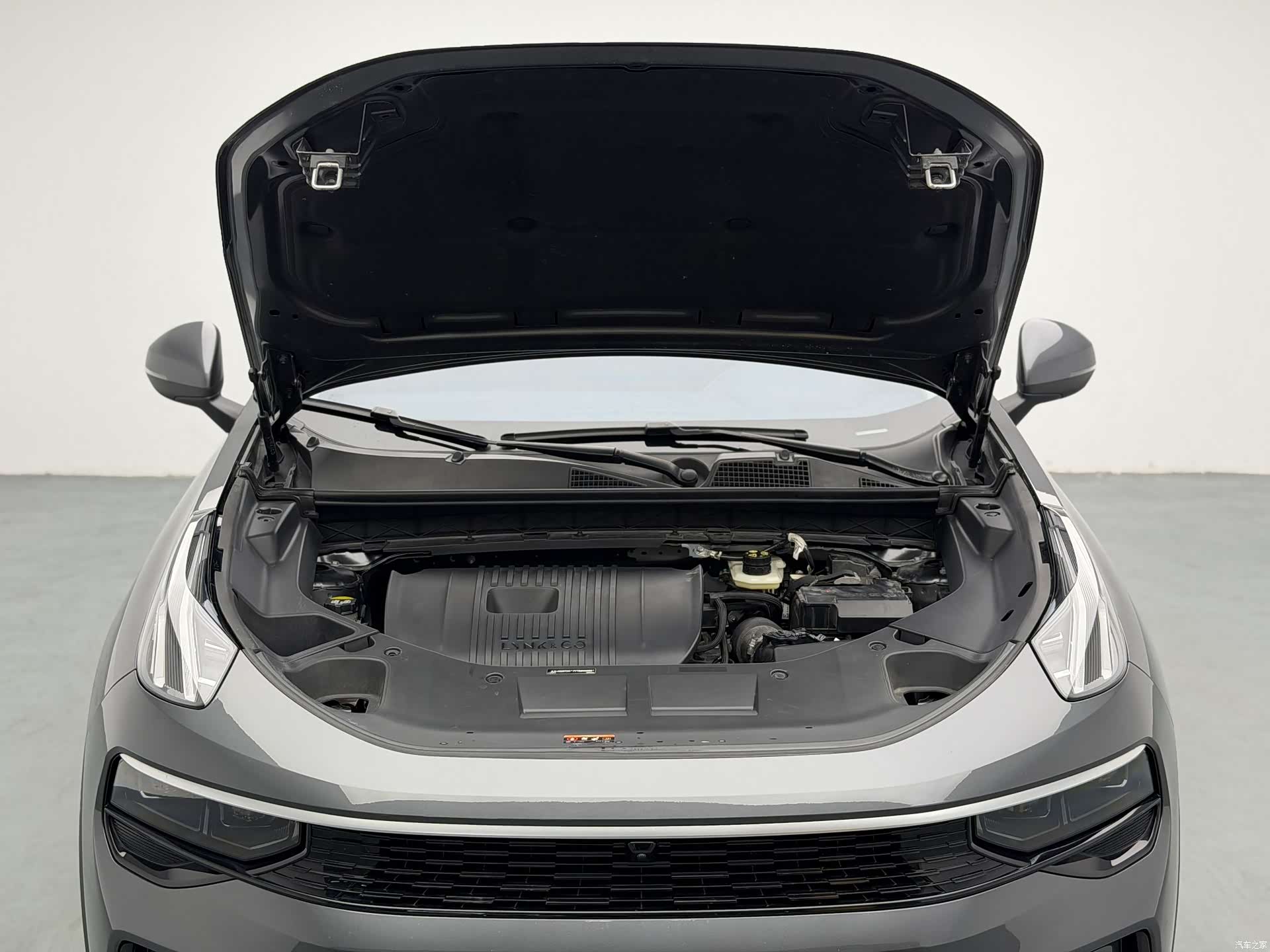 Lynk & Co 01, 2023 8