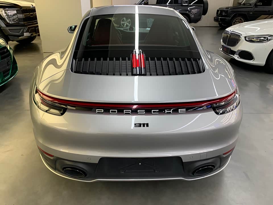 Porsche 911