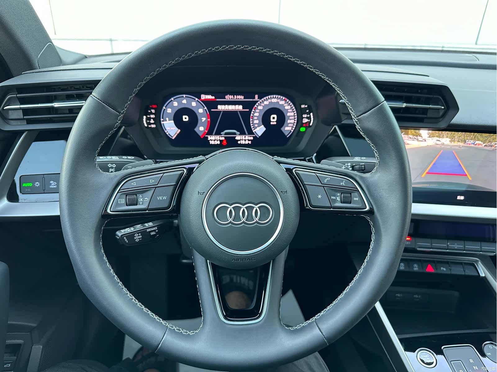 Audi A3, 2023 все фото