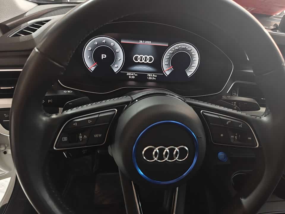 Audi A4L