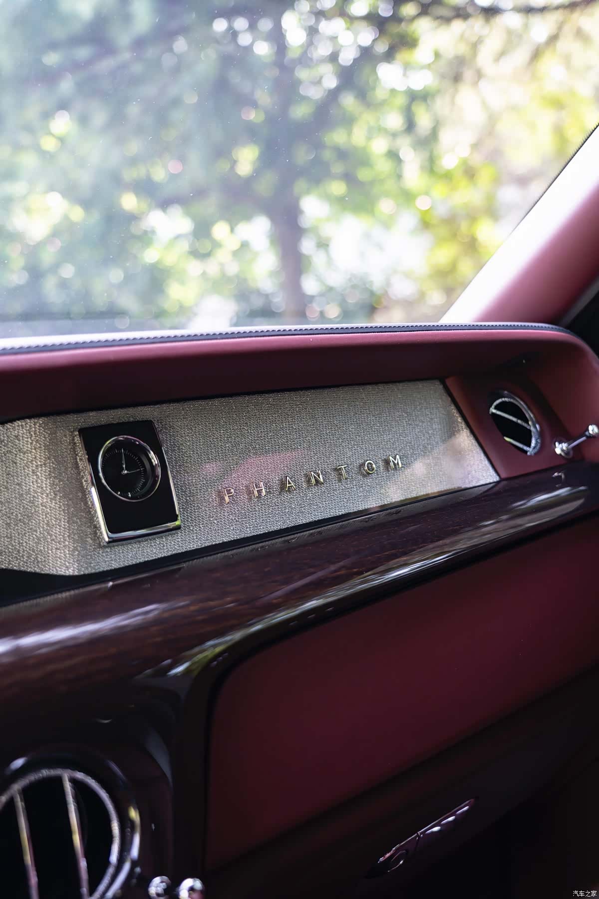 Rolls-Royce Phantom, 2020 28