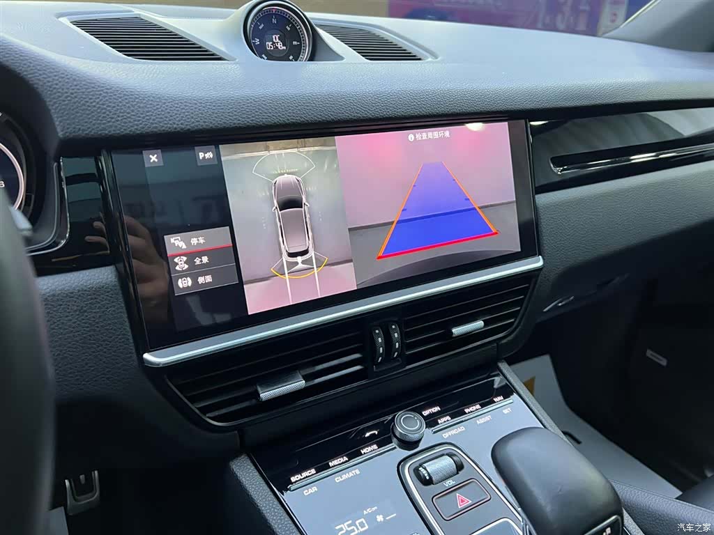 Porsche Cayenne, 2020 14