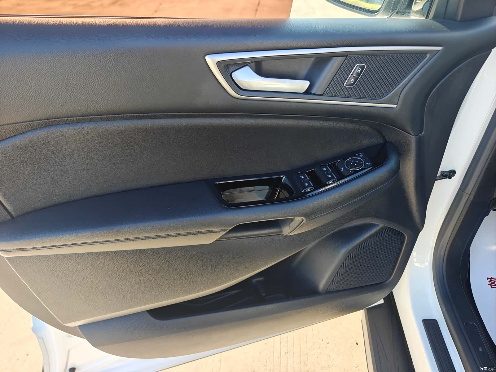 Ford Edge, 2019 10