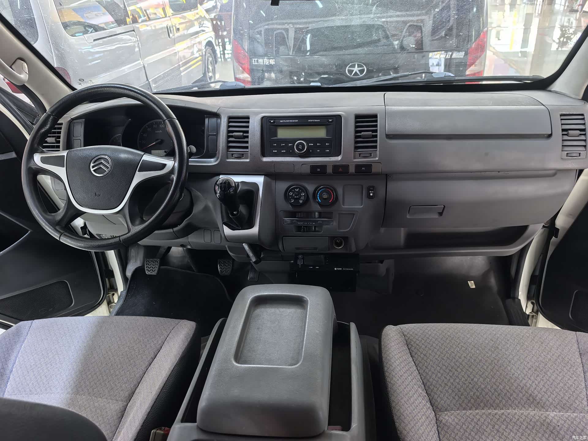 XiaMenJinLv HiAce, 2017 4