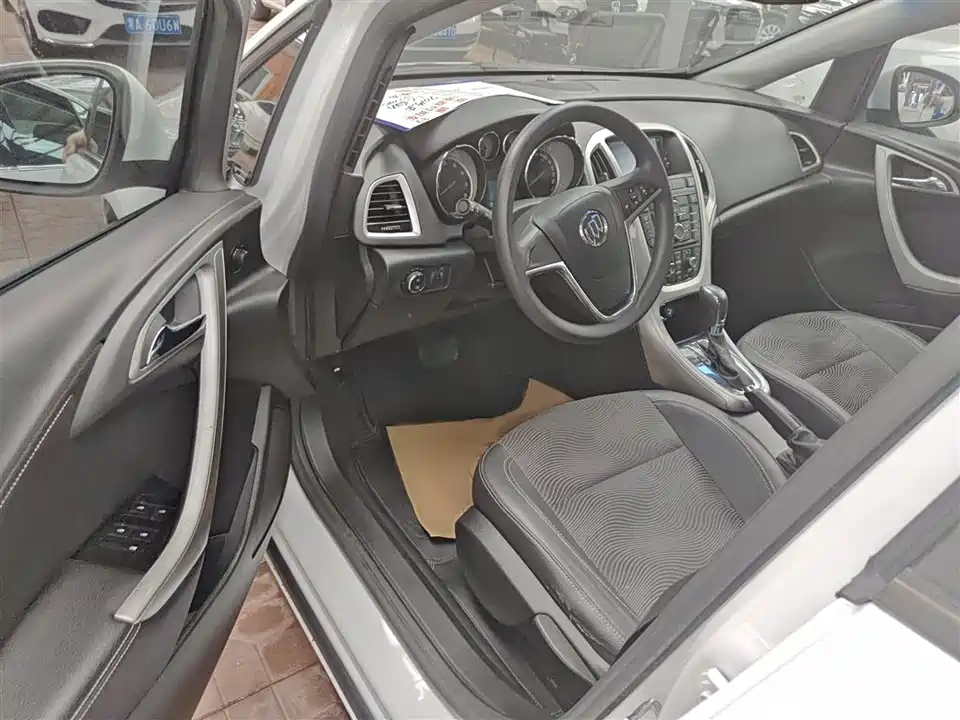 Buick Yinglang Buick Yinglang