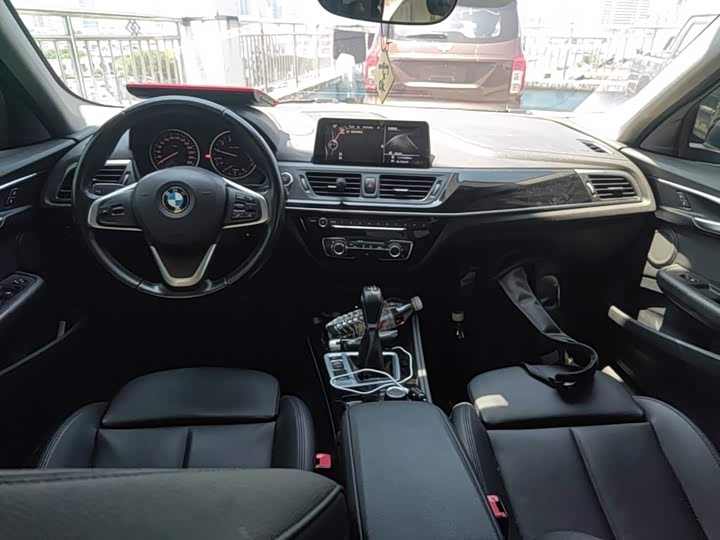 BMW 1 Series 2017 118i Sport