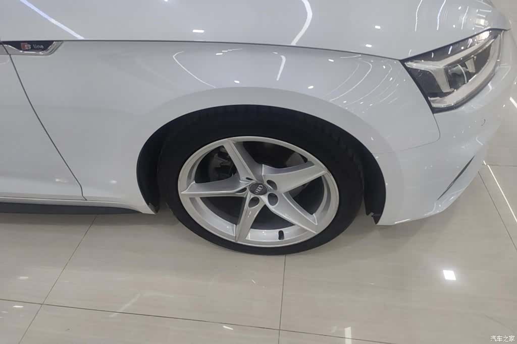 Audi A5, 2019 6