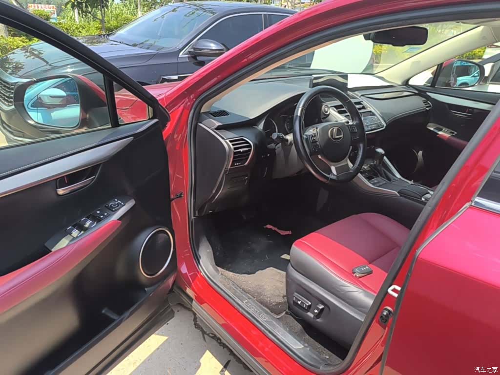Lexus NX, 2019 16
