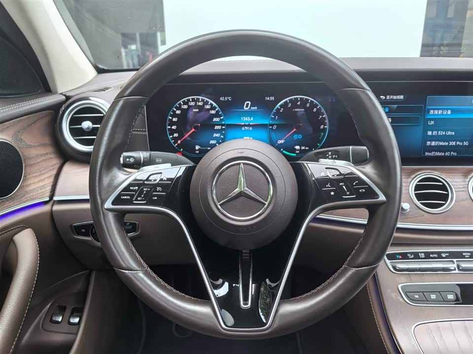 Mercedes-Benz E-class Mercedes-Benz E-class