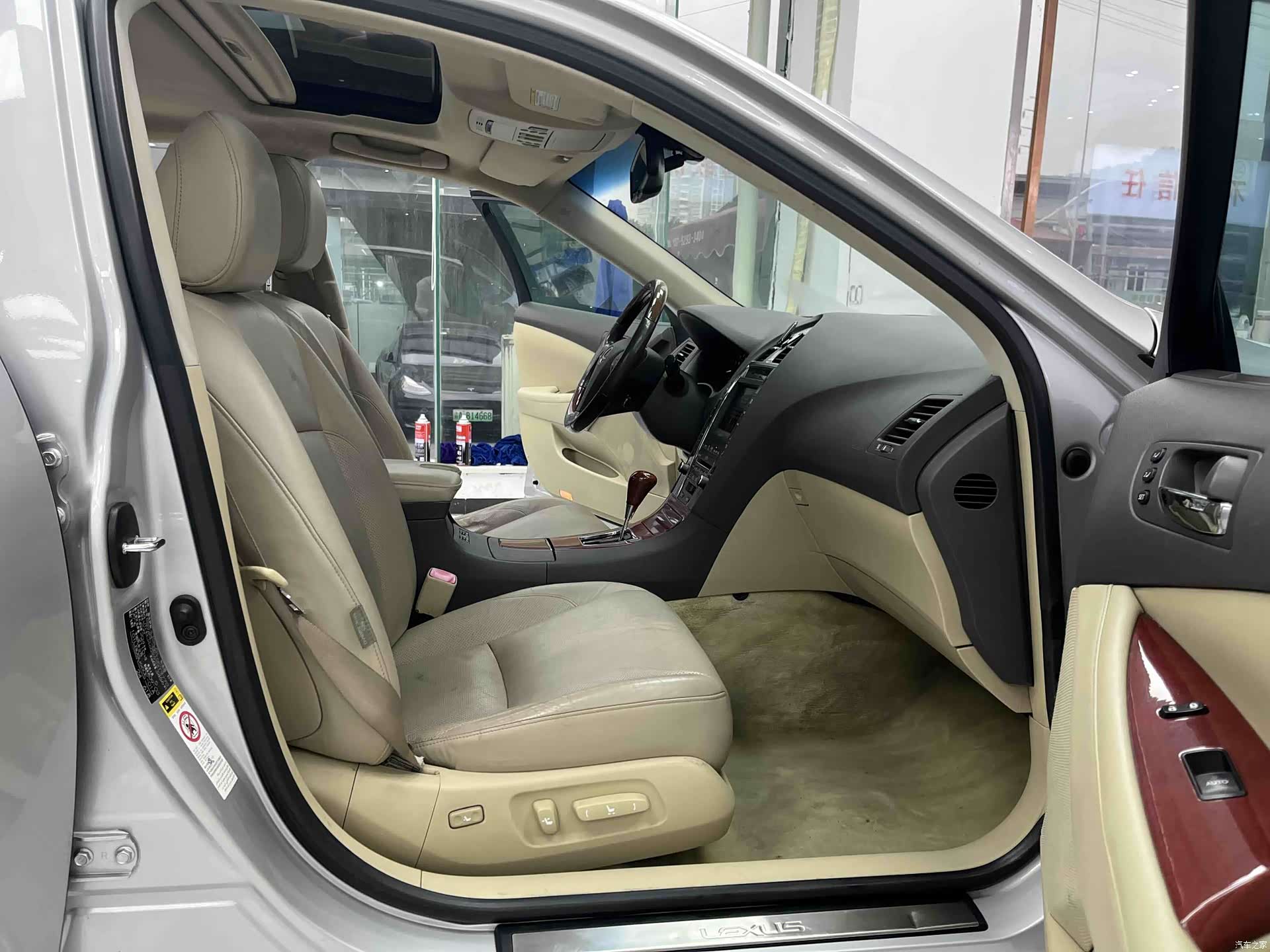 Lexus ES, 2009 12