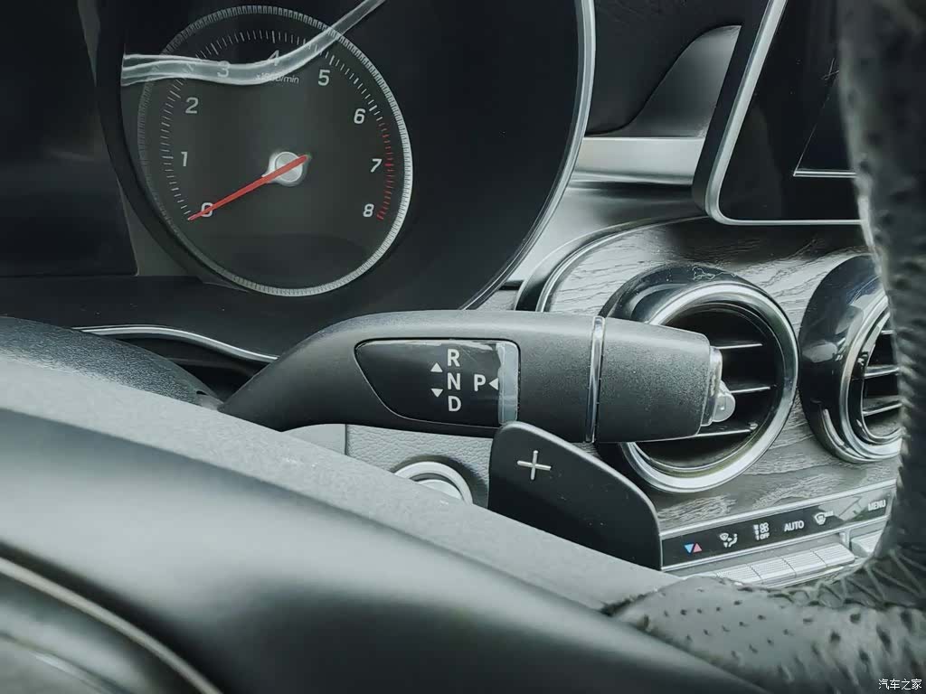 Mercedes-Benz C-Class, 2017 13