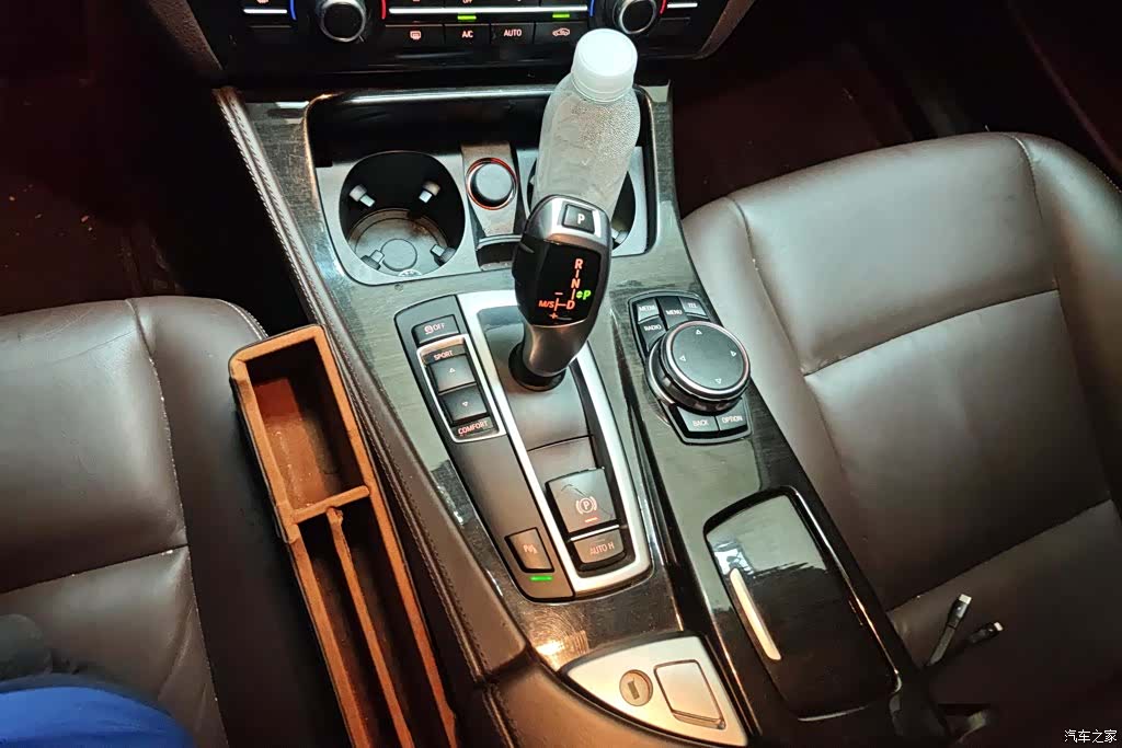 BMW 5 Series, 2016 16