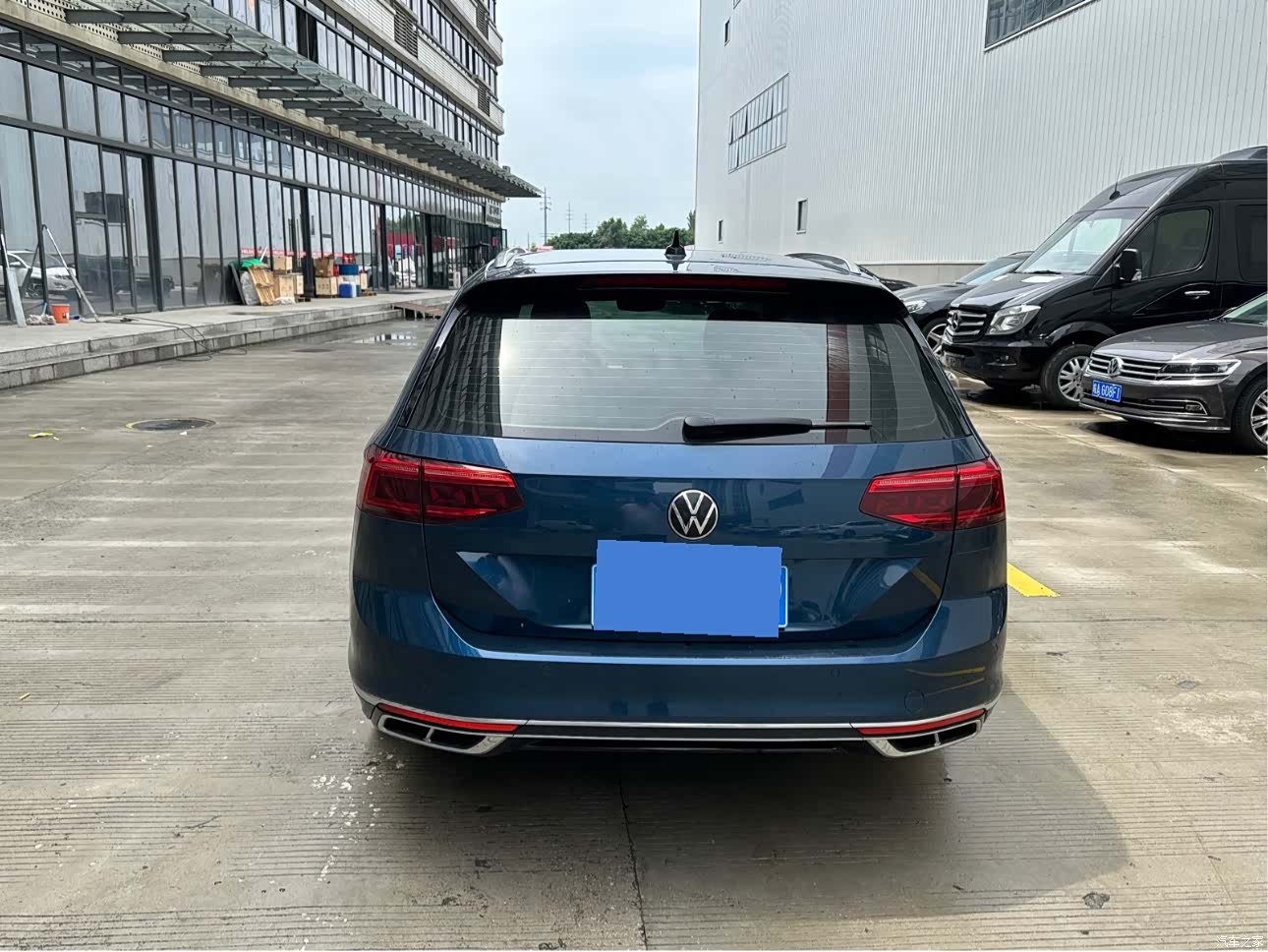 Volkswagen Variant, 2022 все фото