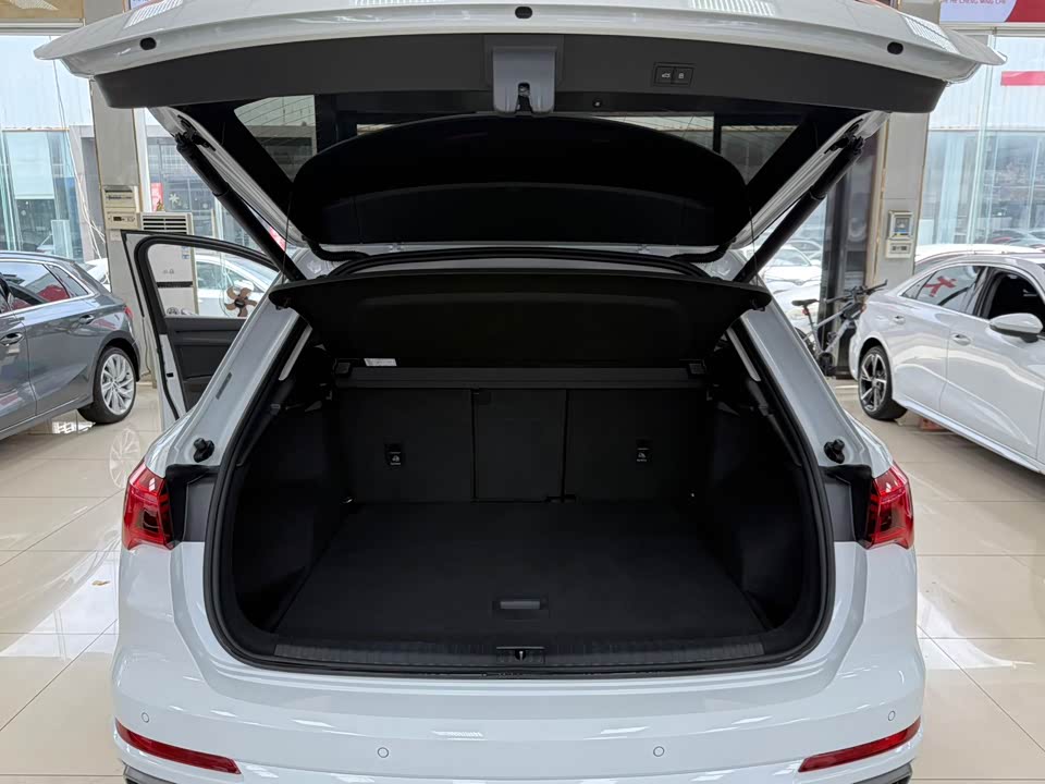 Audi Q3 Audi Q3