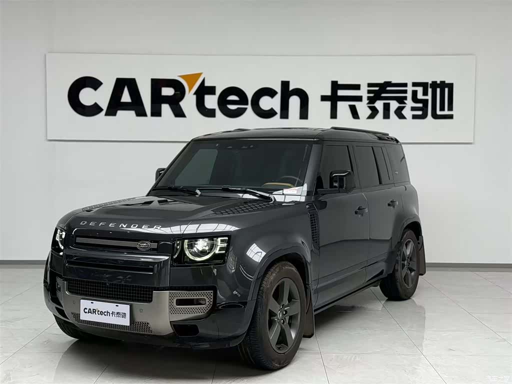 Land Rover Defender, 2024 1