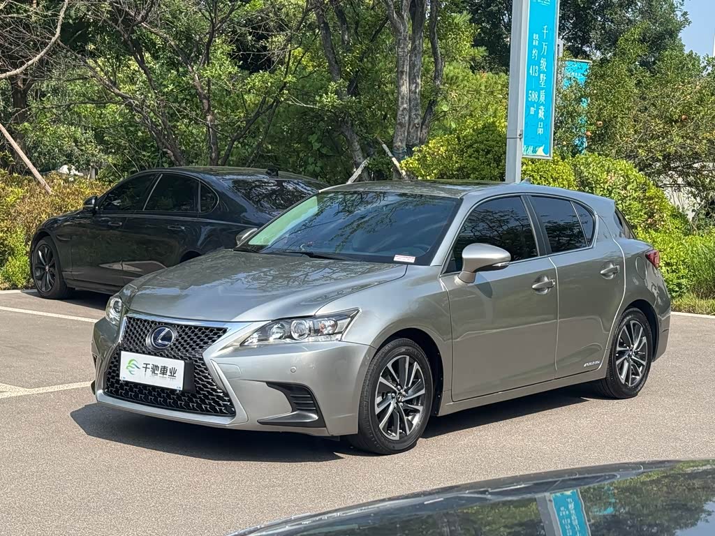 Lexus CT
