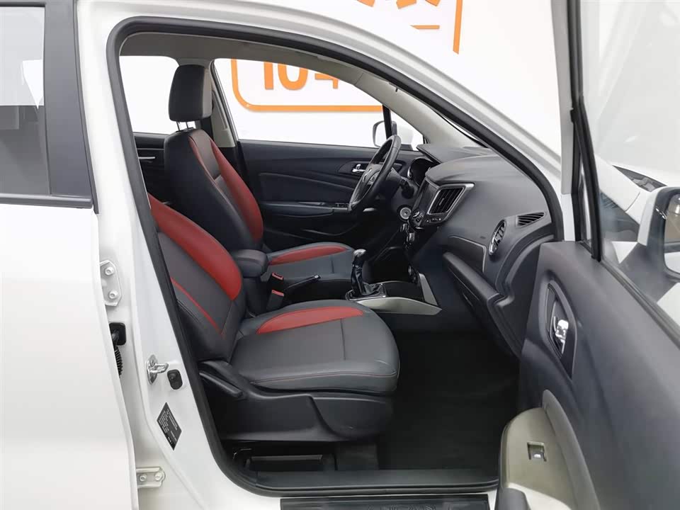 Changan CS15
