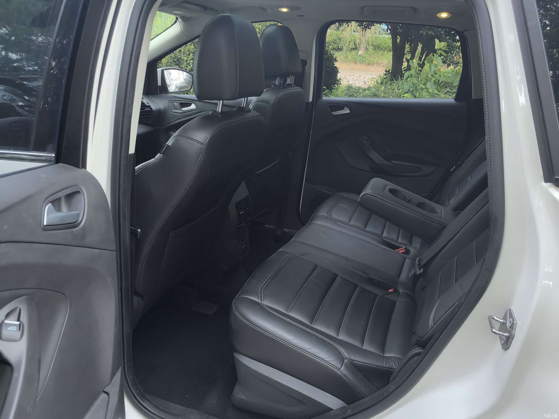 Ford Kuga, 2017 8