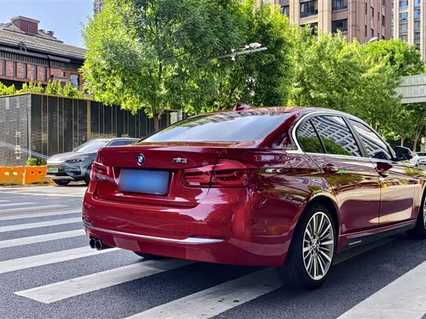 BMW 3 Series, 2019 года фото 15